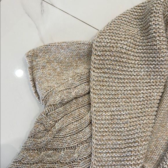 Express Tan Cable Knit Shrug - Picture 8 of 9